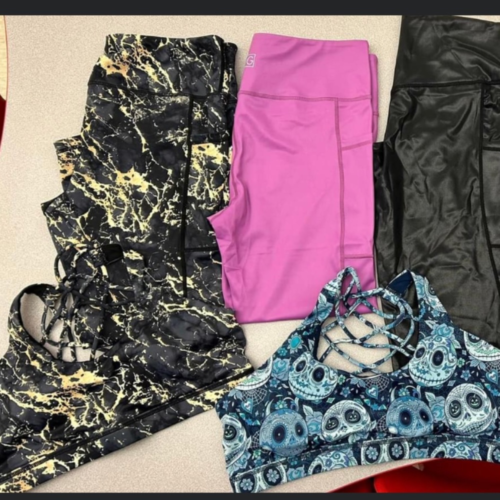 Gold Marble CVG bra and Capri leggings